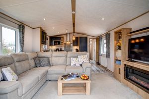 Photo 17- click for photo gallery